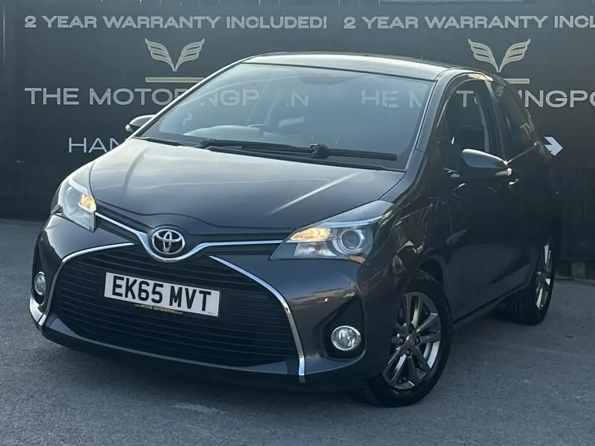 2015-toyota-yaris-10-icon-3d-big-4
