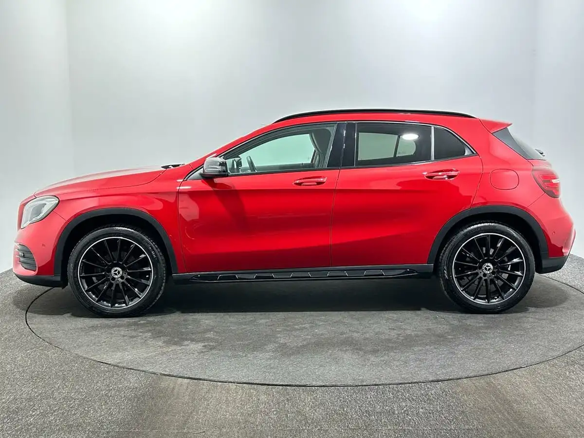 2020-mercedes-benz-gla-class-16-gla-200-amg-line-edition-plus-7g-dct-big-4