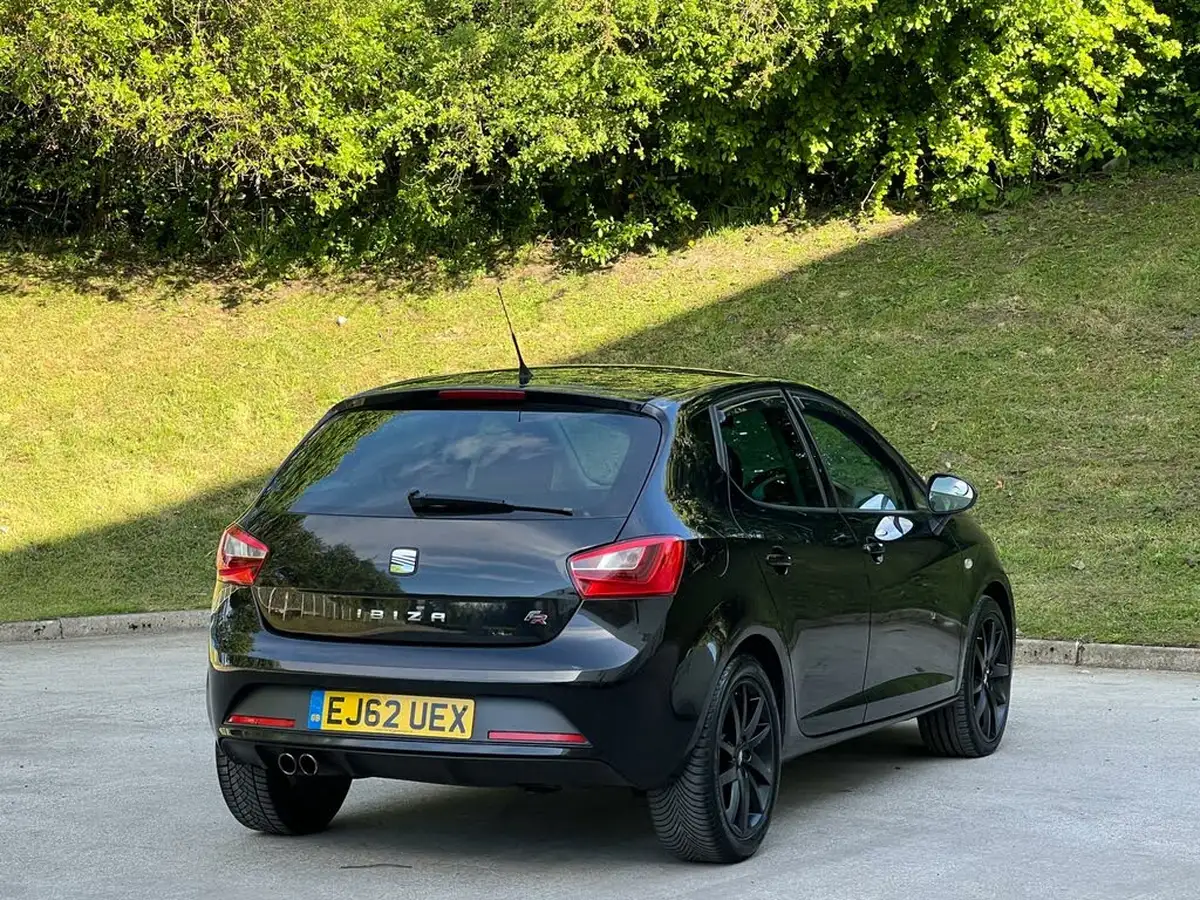 2013-seat-ibiza-16td-fr-105-cr-hatchback-5d-big-4