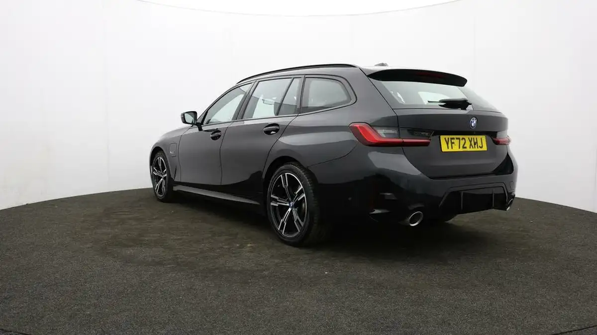 2022-bmw-3-series-20-330e-m-sport-touring-5d-big-75