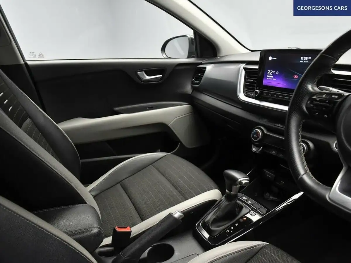 2022-kia-stonic-10-t-gdi-connect-dct-big-22