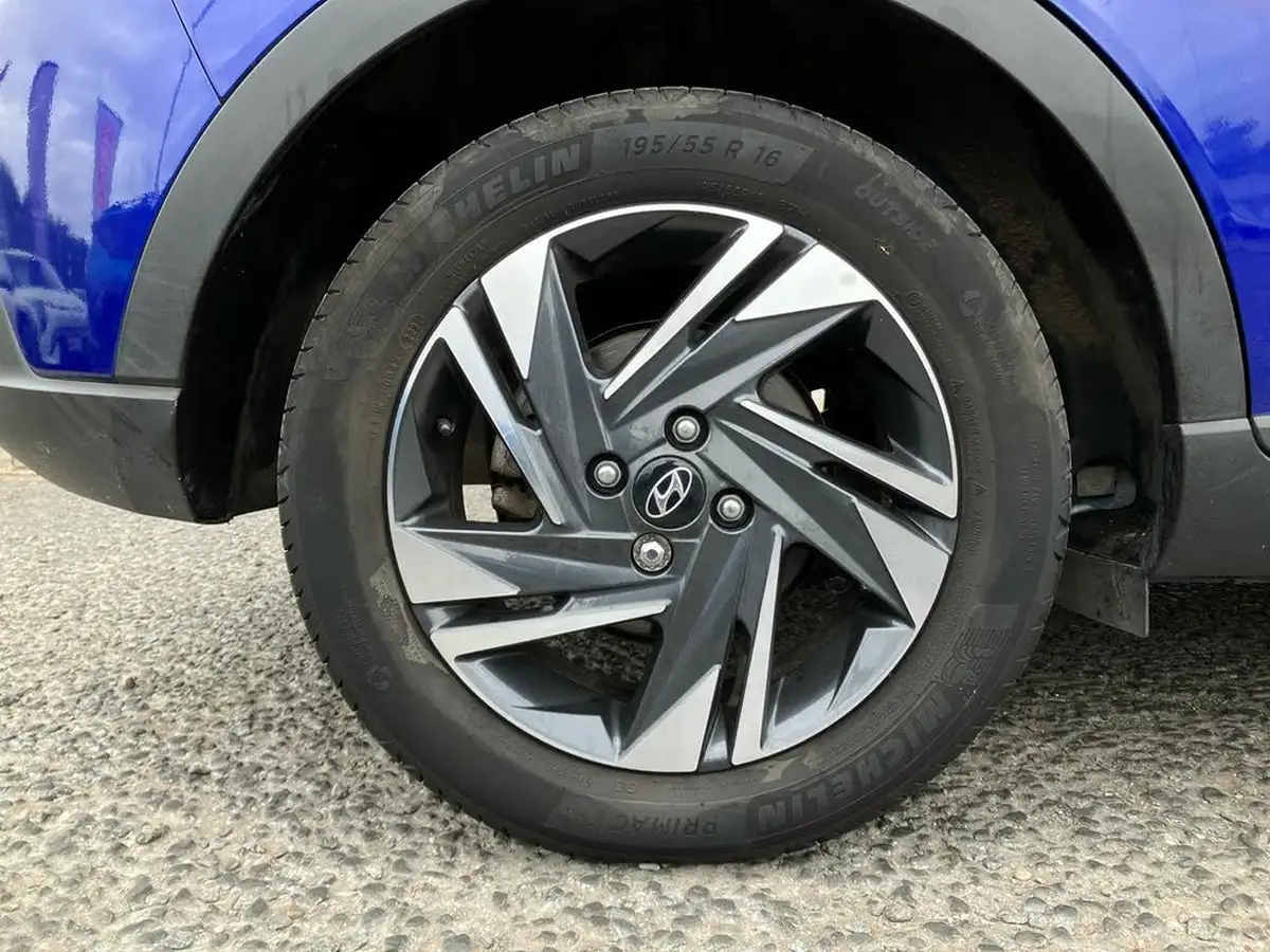 2022-hyundai-bayon-10-t-gdi-se-connect-dct-big-7
