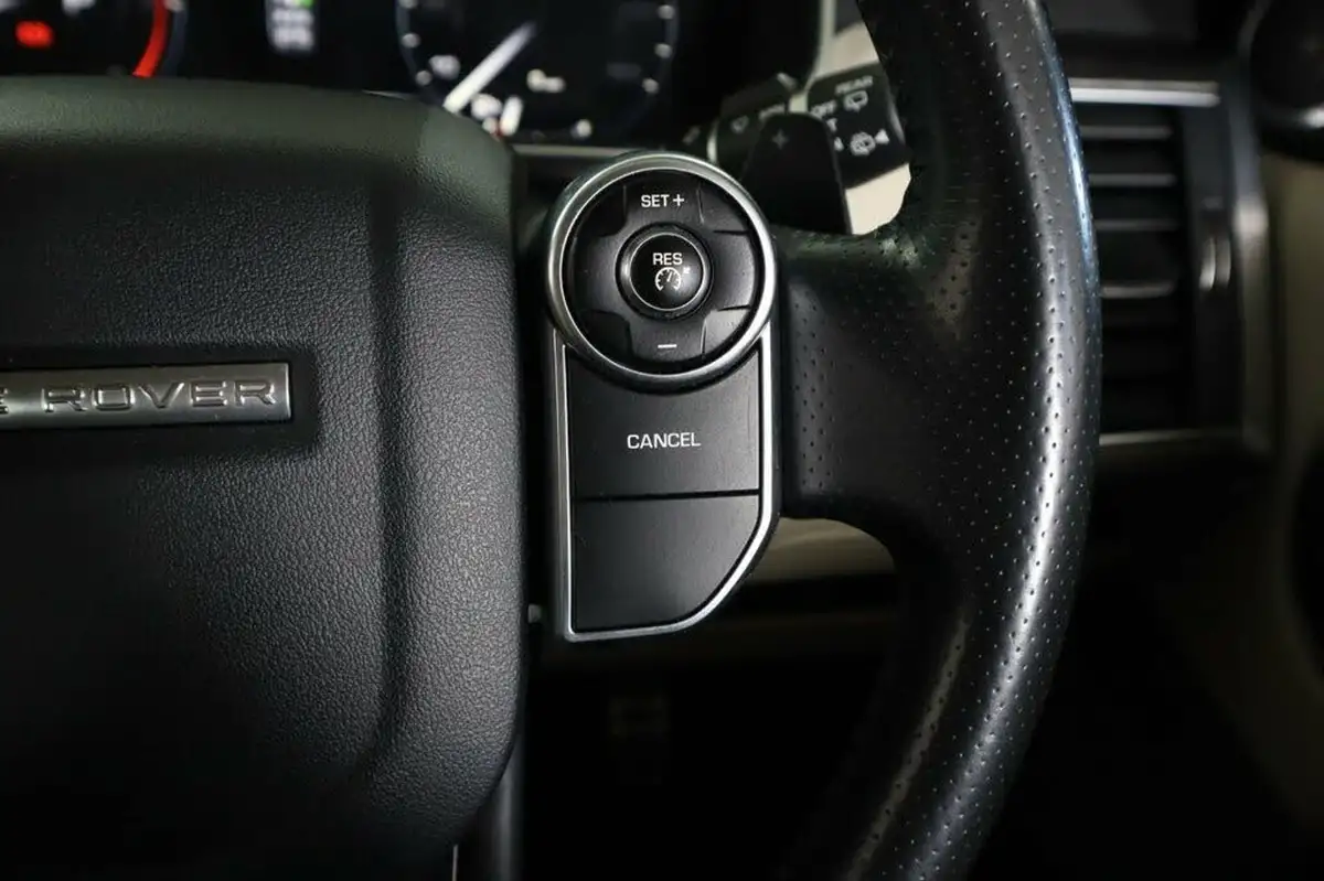 2014-land-rover-range-rover-sport-30-sd-v6-hse-dynamic-big-20