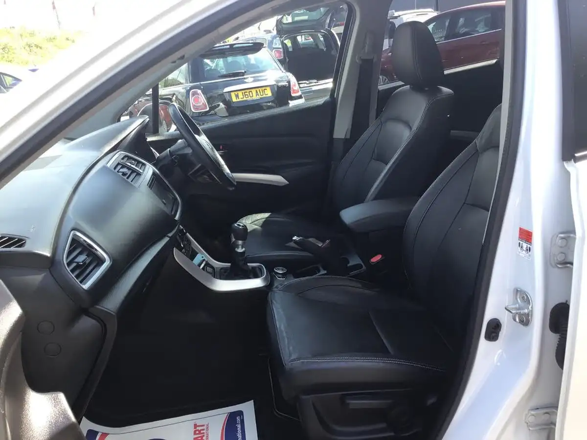2014-suzuki-s-cross-16-ddis-sz5-allgrip-big-12