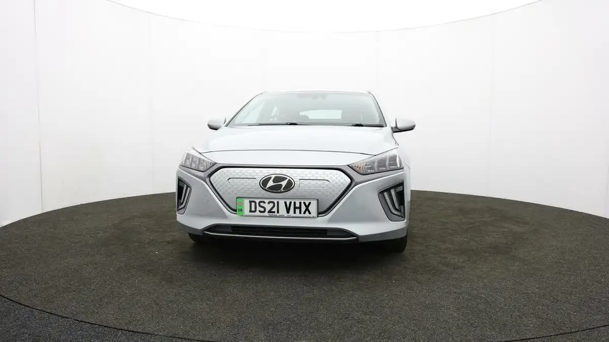2021-hyundai-ioniq-e-premium-electric-100kw-big-54