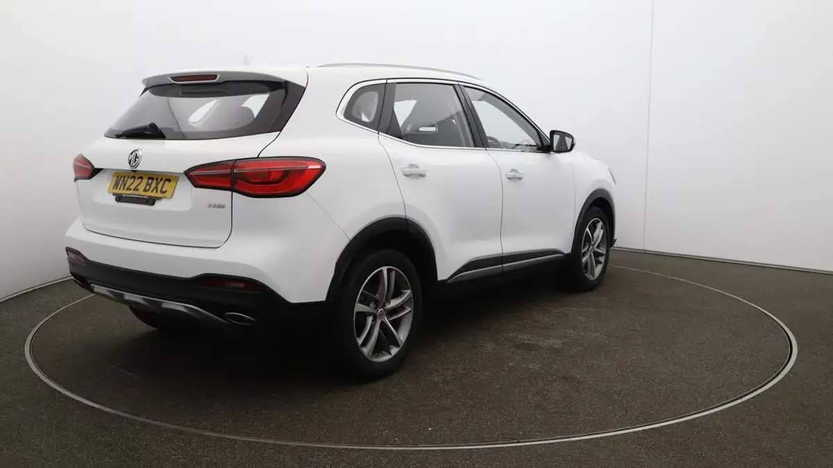 2022-mg-hs-15t-gdi-exclusive-162ps-dct-big-48