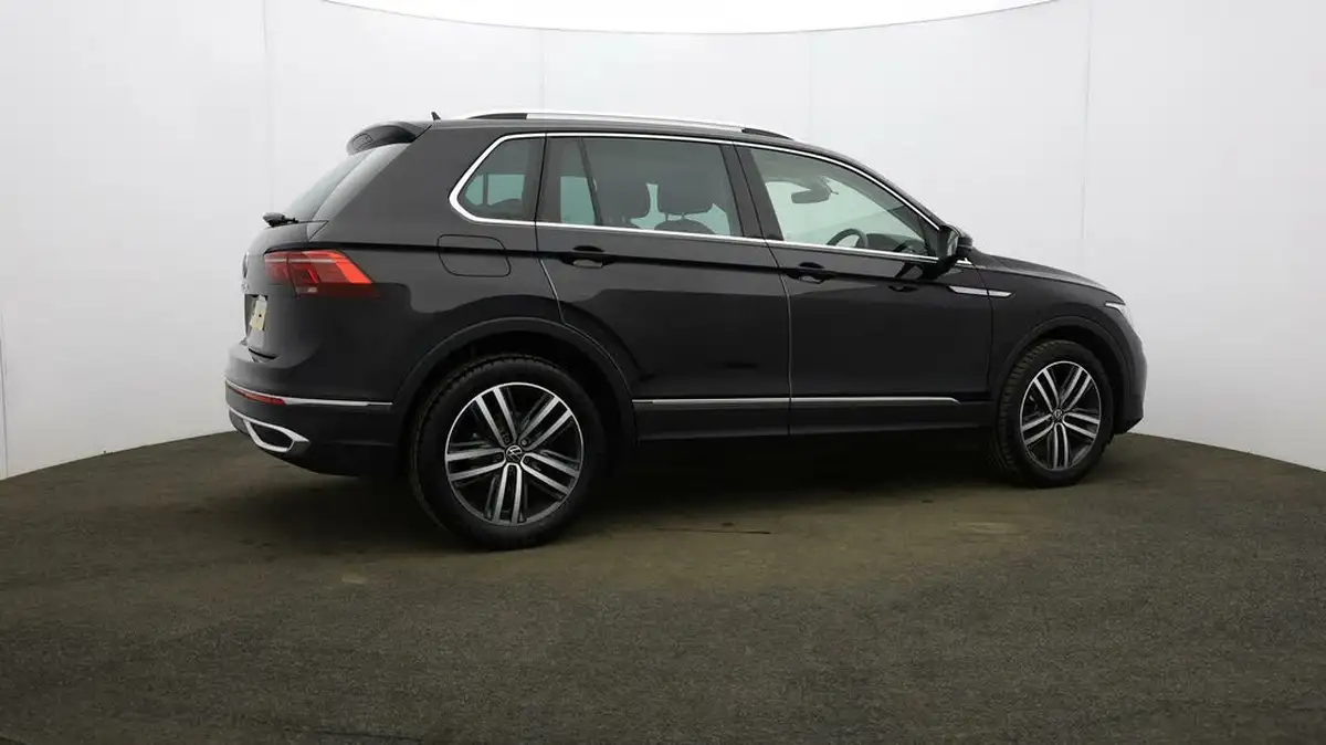 2022-volkswagen-tiguan-15-tsi-elegance-big-49