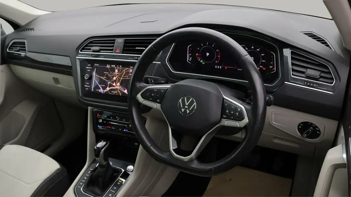 2022-volkswagen-tiguan-15-tsi-elegance-big-8