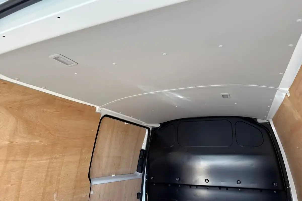 2024-volkswagen-transporter-big-32
