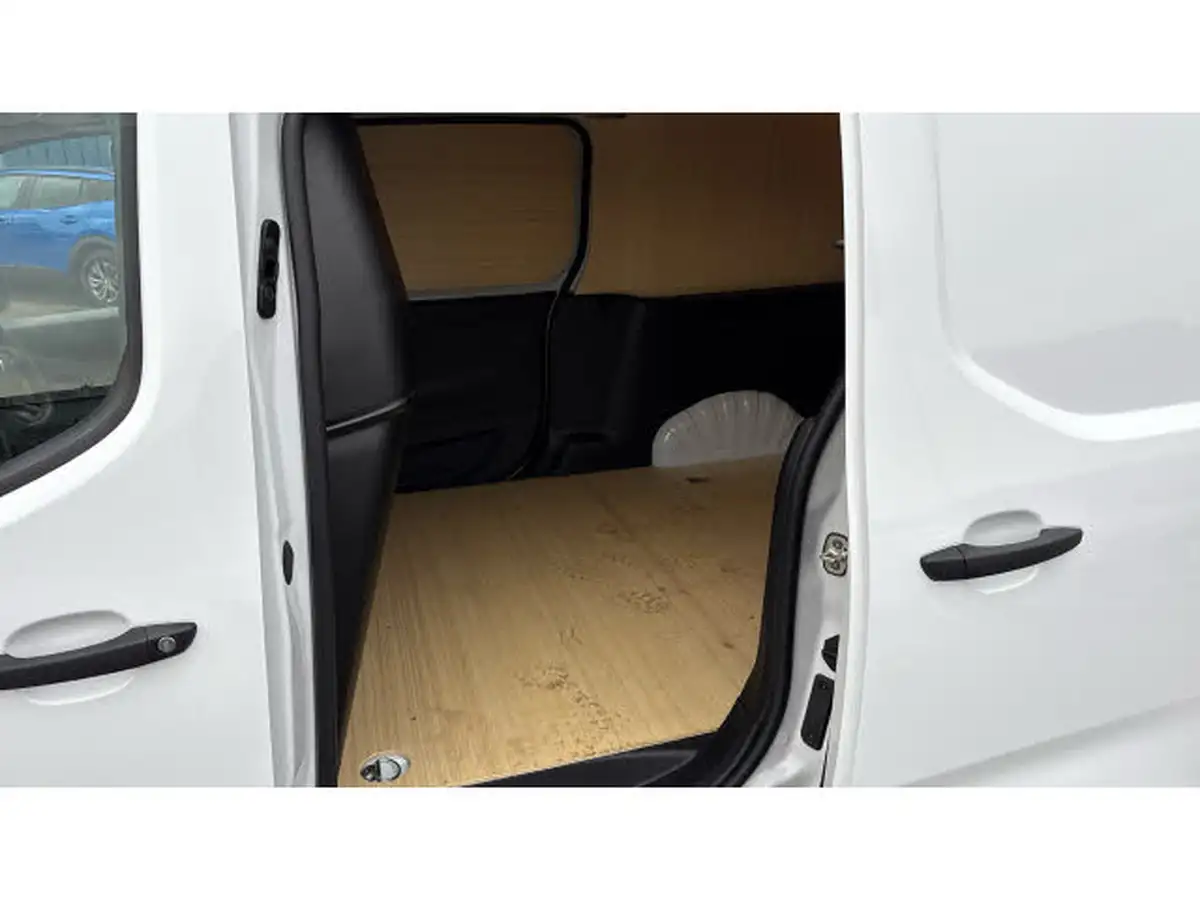 2024-citroen-berlingo-15-bluehdi-950-enterprise-edition-100pseu6d-big-15