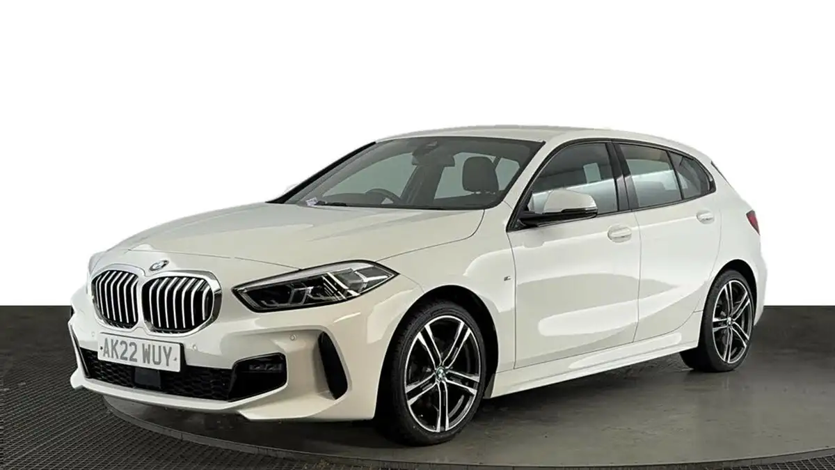 2022-bmw-1-series-15-118i-m-sport-lcp-big-0