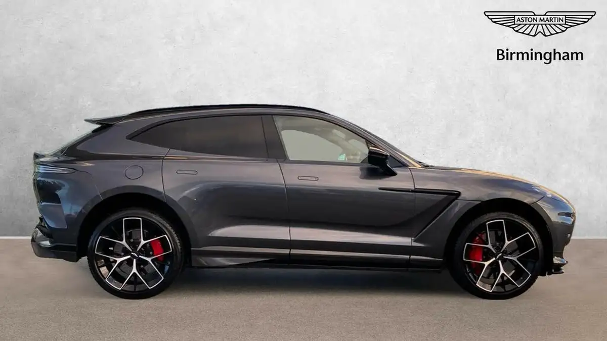 2024-aston-martin-dbx-40-v8-big-11