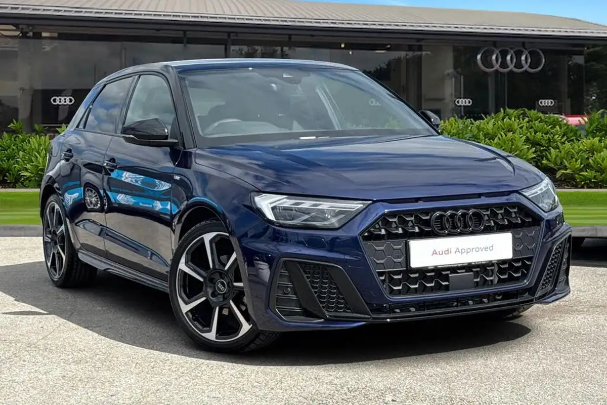 2025-audi-a1-15-35-tfsi-black-edition-big-0