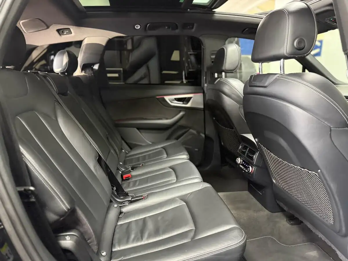 2017-audi-sq7-40bitdi-v8-big-31
