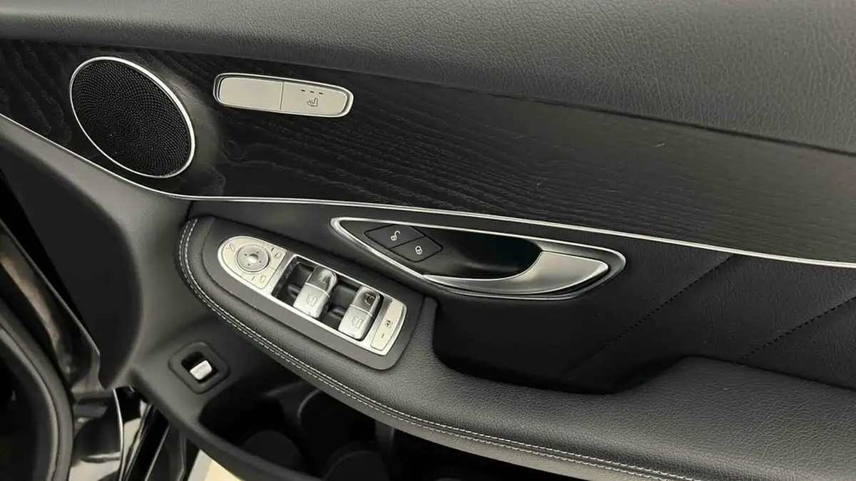 2016-mercedes-benz-glc-class-21d-glc220d-amg-line-ss-station-wagon-auto-big-30