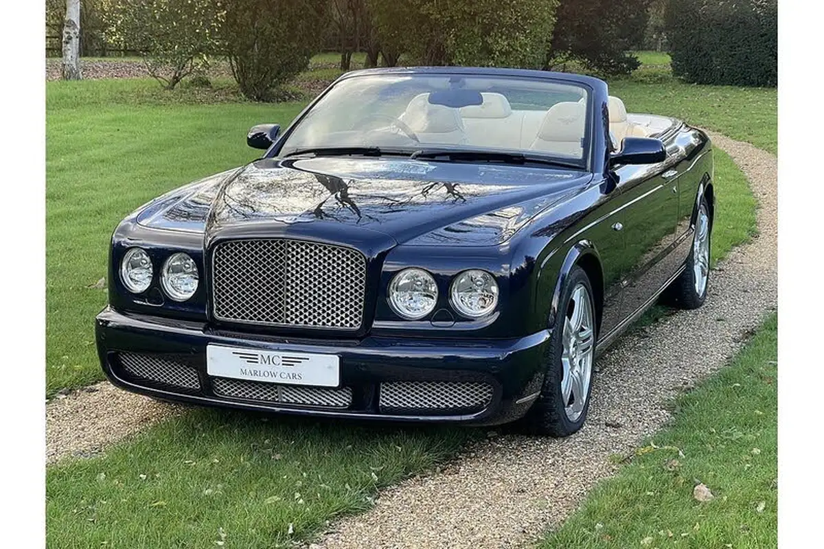 2006-bentley-azure-68-big-13