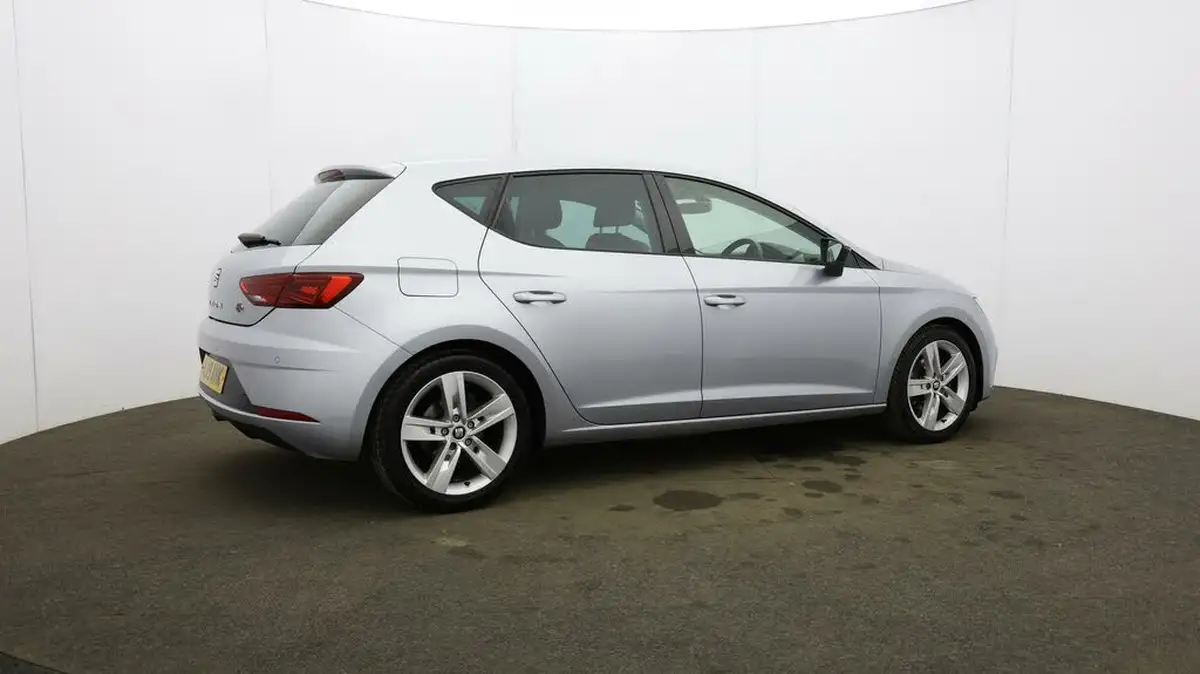 2019-seat-leon-15-tsi-evo-fr-130ps-ss-hatchback-big-55