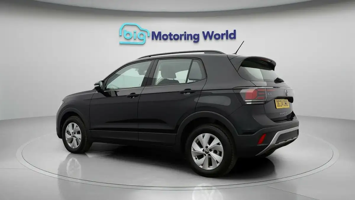 2024-volkswagen-t-cross-10-tsi-life-115ps-dsg-big-4