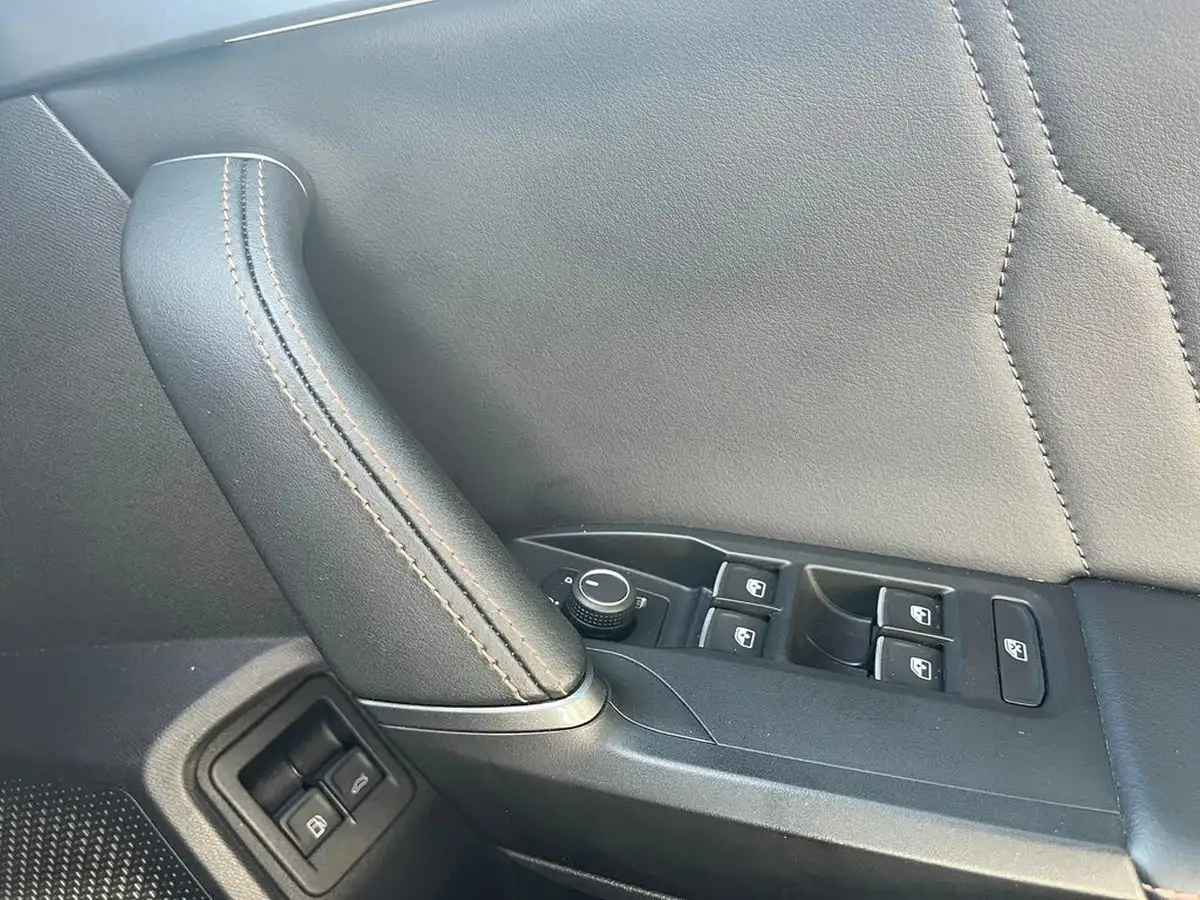 2022-cupra-formentor-14-e-hybrid-vz1-big-18
