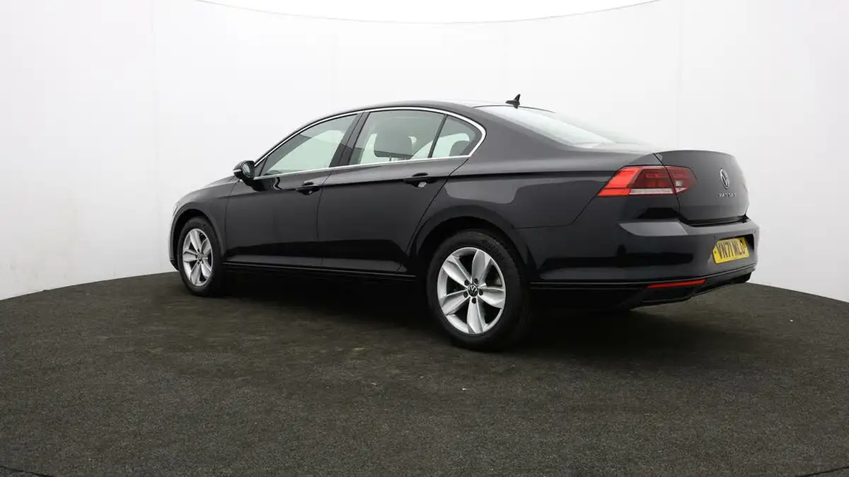 2021-volkswagen-passat-20tdi-se-nav-150ps-saloon-4d-dsg-big-73