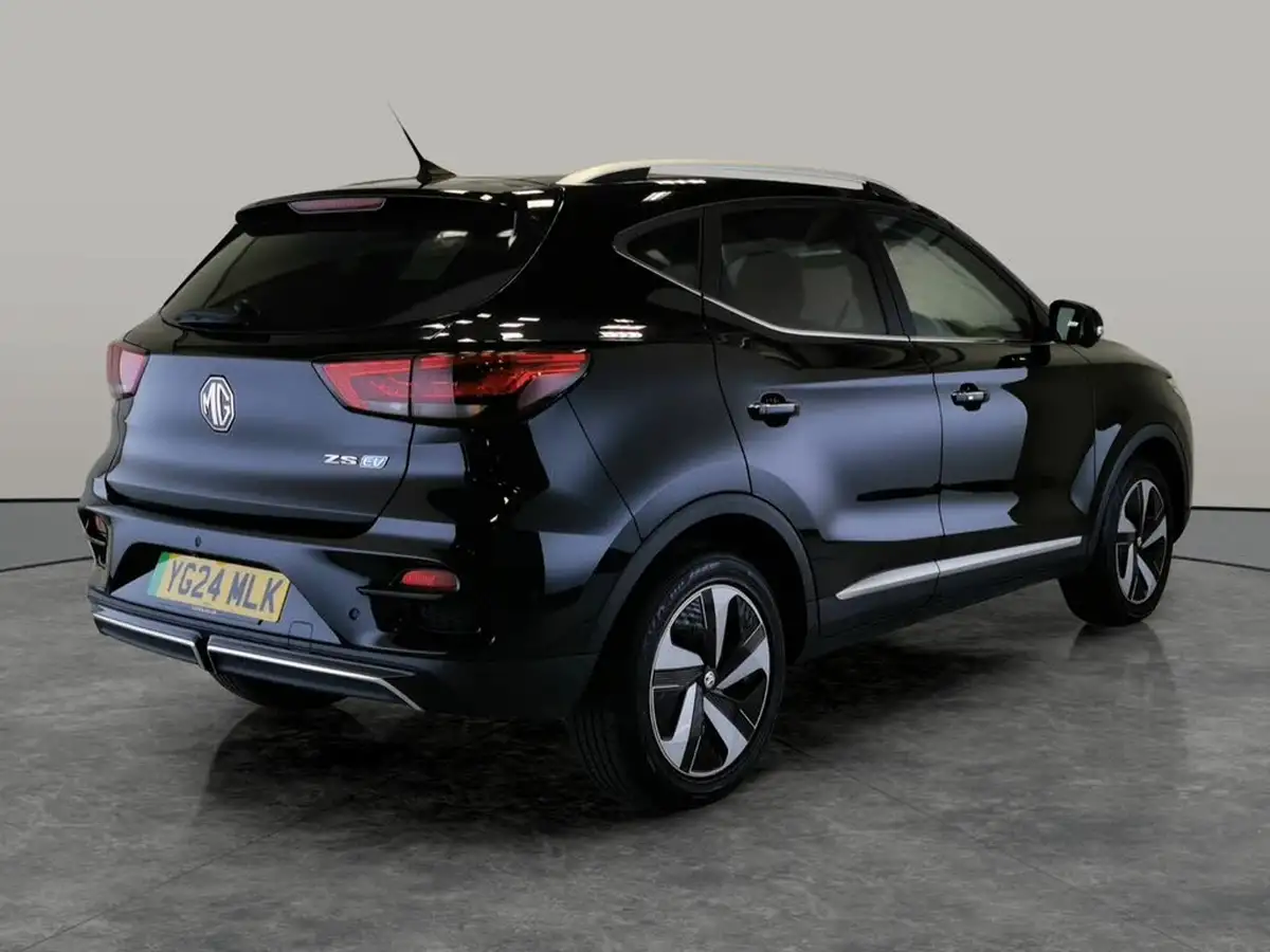 2024-mg-zs-suv-e-trophy-connect-ev-156ps-long-range-big-13