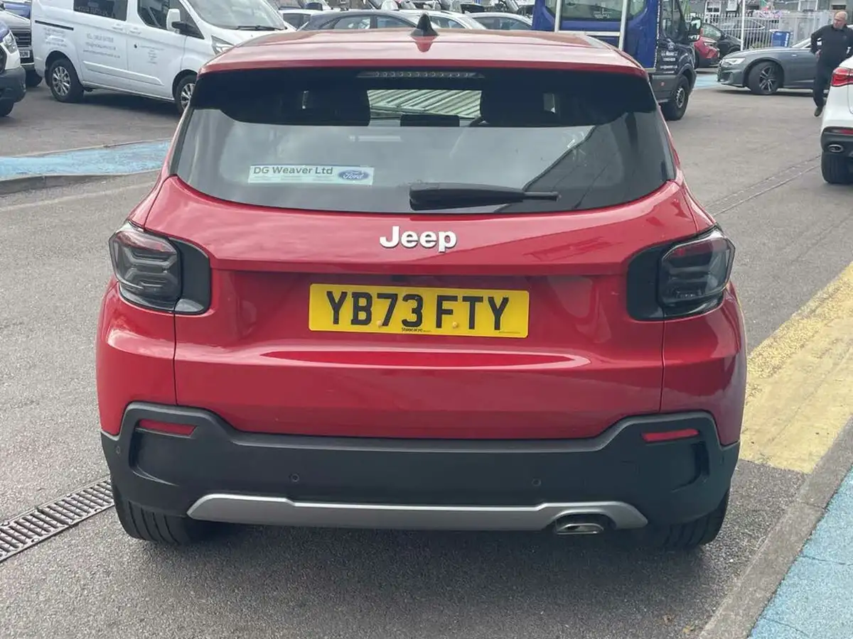 2024-jeep-avenger-12-gse-altitude-big-3