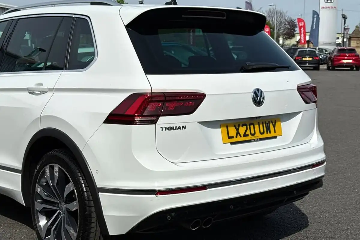 2020-volkswagen-tiguan-20tdi-r-line-tech-150ps-dsg-big-7