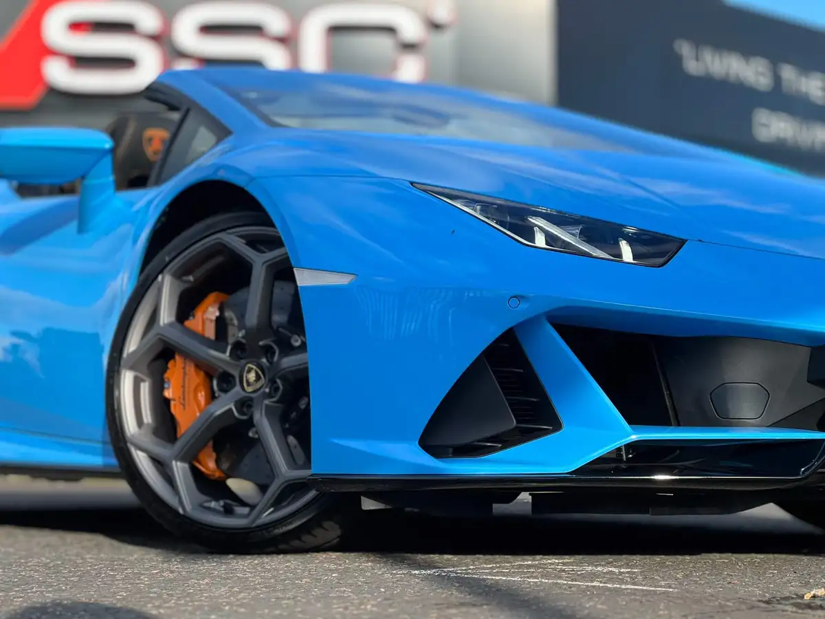 2023-lamborghini-huracan-52-evo-big-44