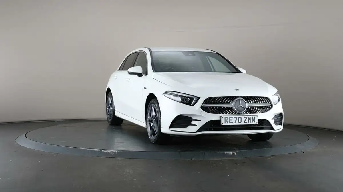 2020-mercedes-benz-a-class-13-a250e-amg-line-hatchback-5d-big-49
