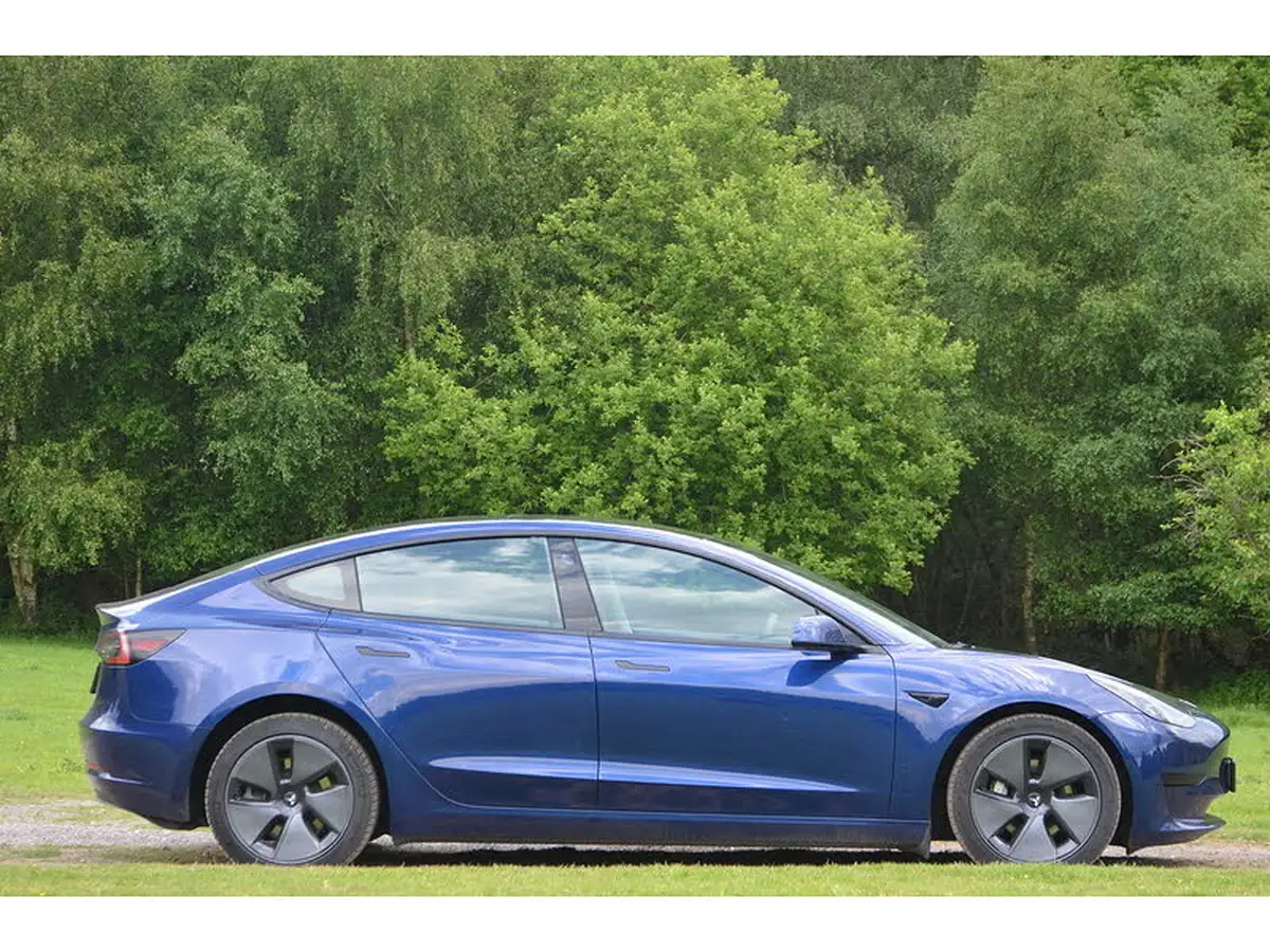 2021-tesla-model-3-e-standard-plus-big-8