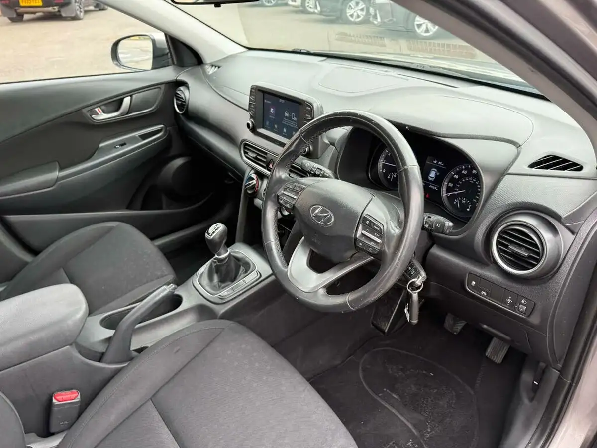 2018-hyundai-kona-10-t-gdi-se-big-11