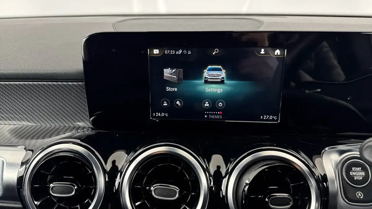 2021-mercedes-benz-glb-class-13-glb200-amg-line-8g-tronic-big-16
