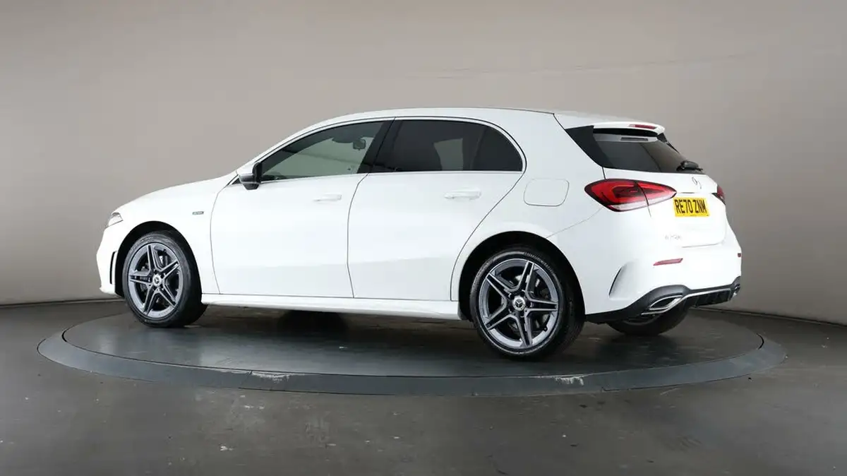 2020-mercedes-benz-a-class-13-a250e-amg-line-hatchback-5d-big-73