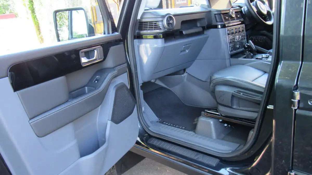 2023-ineos-grenadier-30td-fieldmaster-edition-249ps-4x4-station-wagon-5d-auto-big-26