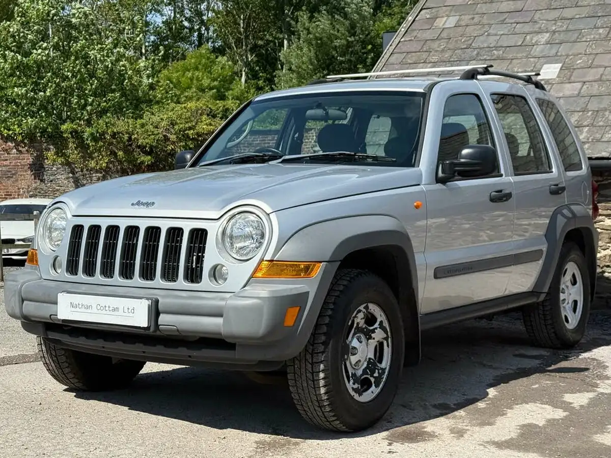 2005-jeep-cherokee-24-sport-big-7