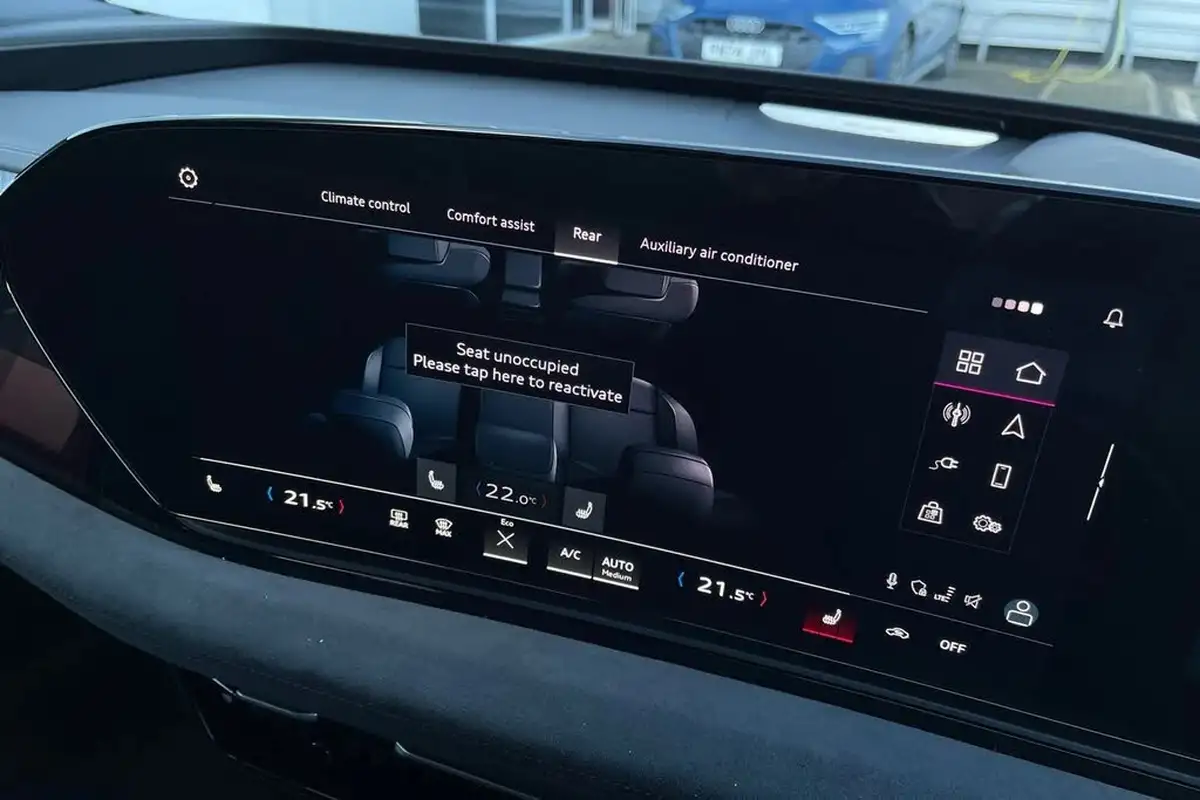 2025-audi-a6-e-tron-e-launch-edition-big-26