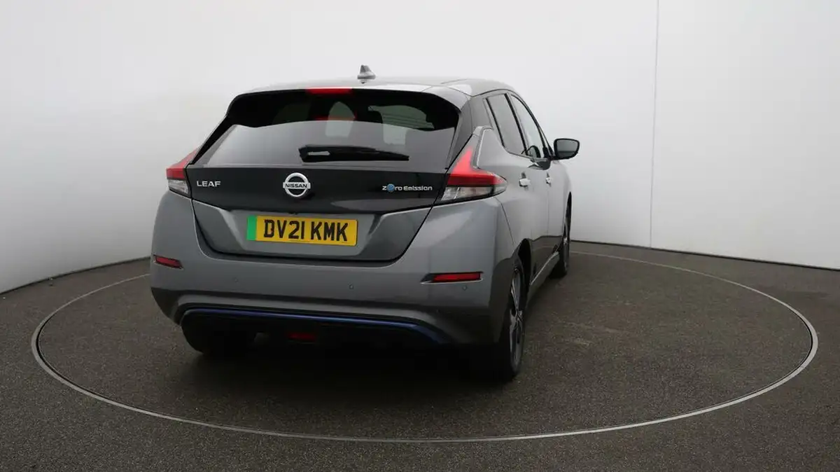 2021-nissan-leaf-e-e-n-connecta-big-56