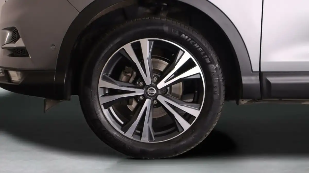 2020-nissan-qashqai-13-dig-t-n-connecta-140ps-big-18