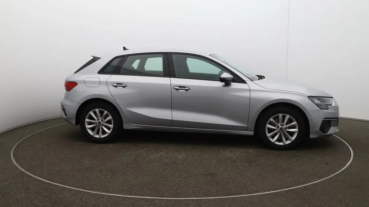 2021-audi-a3-15-35-tfsi-technik-s-tronic-big-47