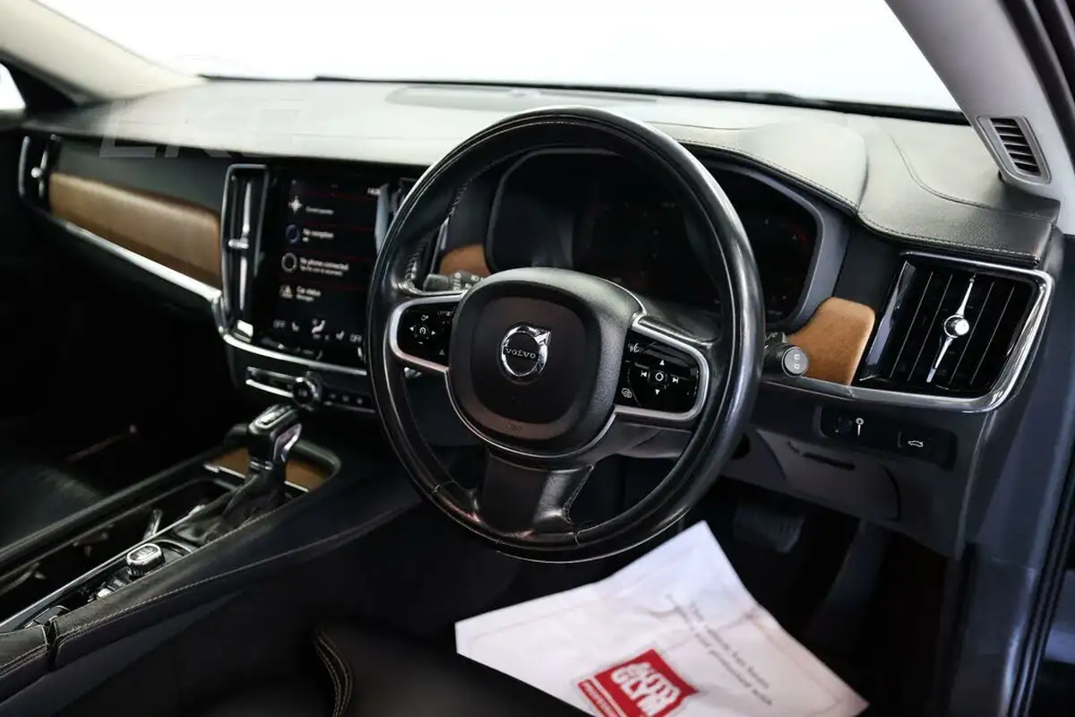 2018-volvo-v90-20td-d5-inscription-4x4-big-47