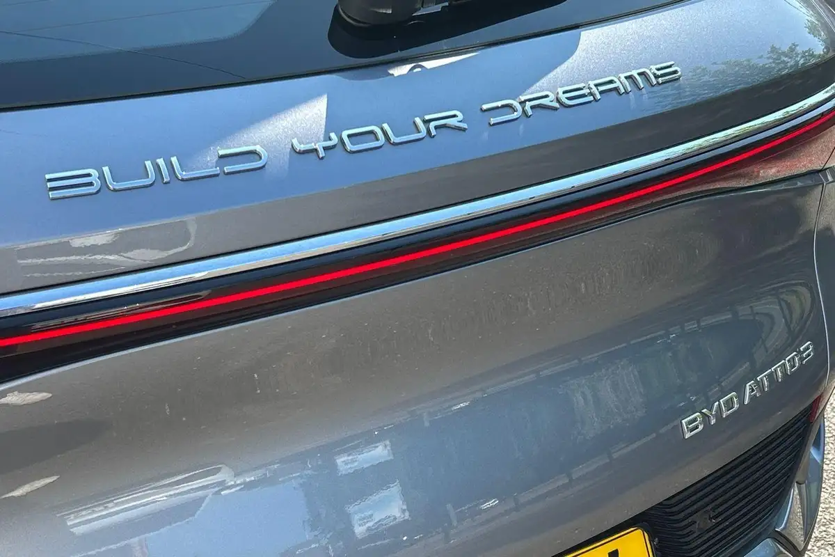 2024-byd-atto-3-e-design-big-53