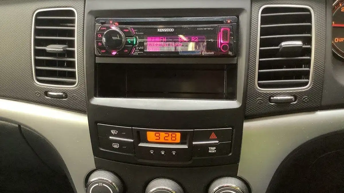 2012-kgm-ssangyong-korando-20td-ex-auto-big-2