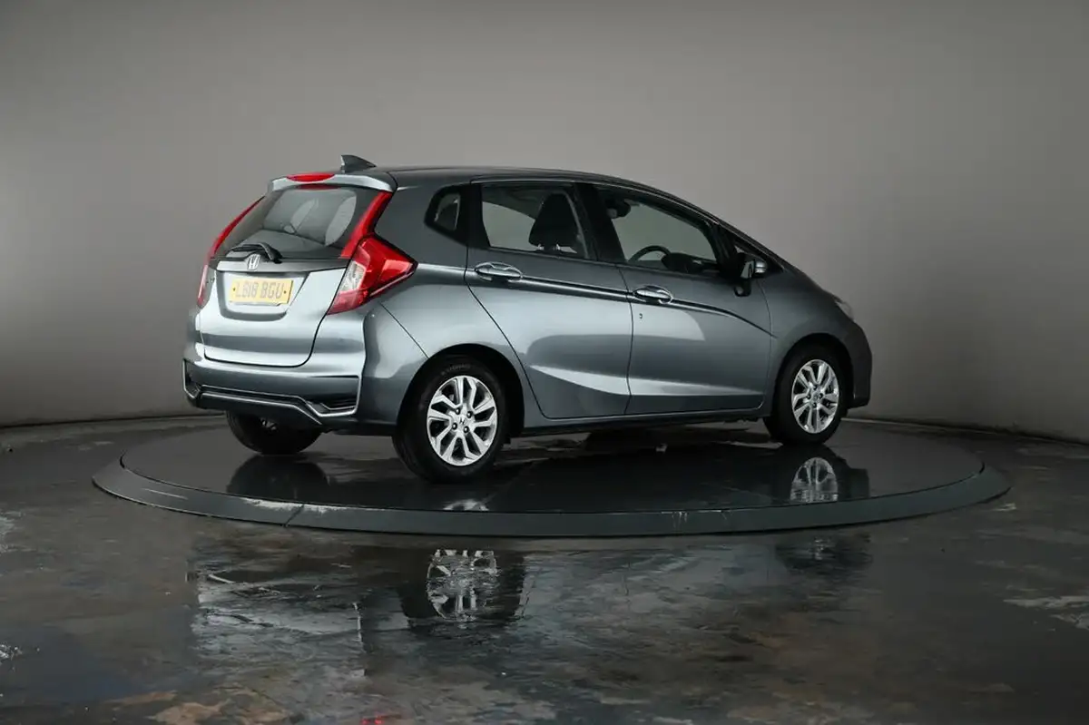 2018-honda-jazz-13-i-vtec-se-navi-big-27
