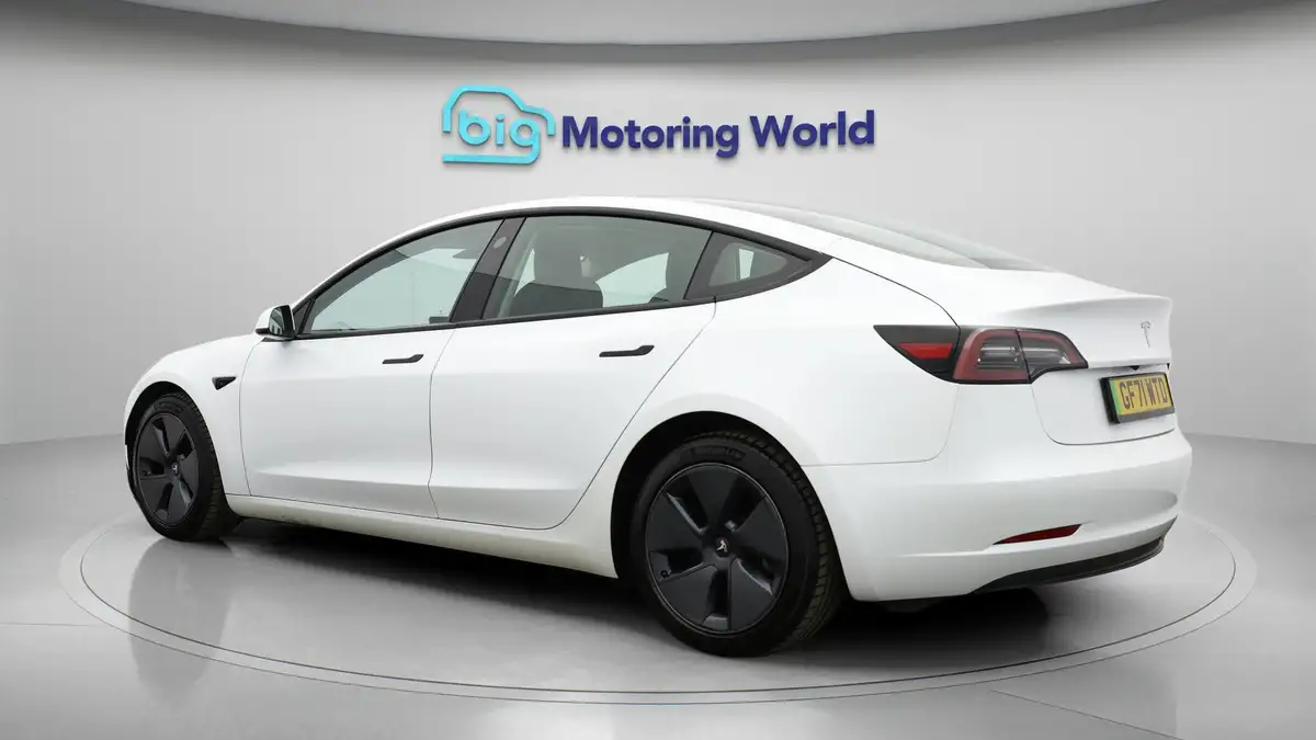 2021-tesla-model-3-e-long-range-awd-big-4