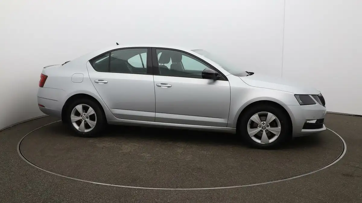 2019-skoda-octavia-15-tsi-se-technology-act-hatchback-big-47
