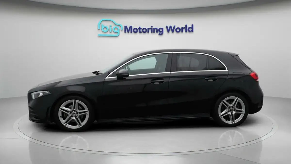 2020-mercedes-benz-a-class-13-a200-amg-line-executive-hatchback-5d-big-4