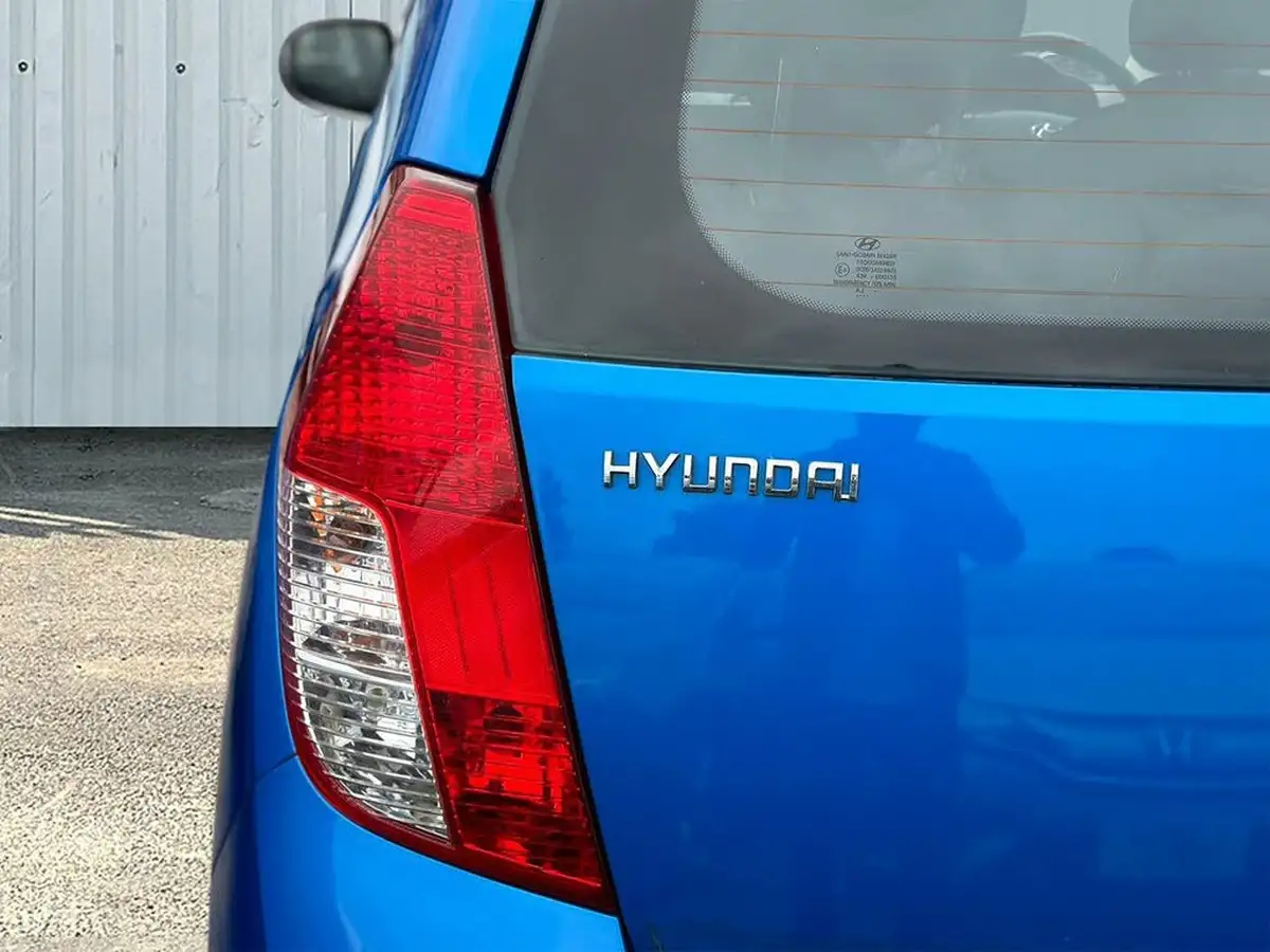 2010-hyundai-i10-12-style-big-36