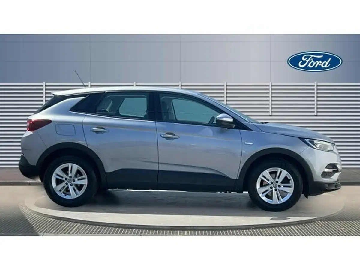 2020-vauxhall-grandland-x-12-se-big-4