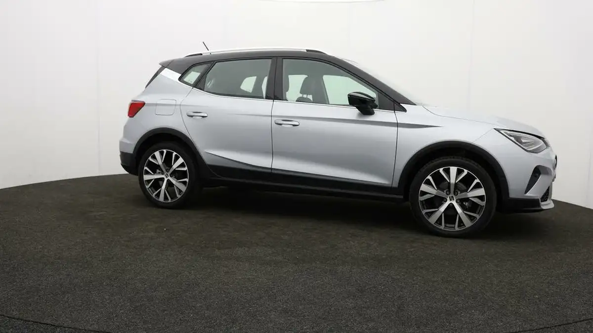 2023-seat-arona-10-tsi-xperience-lux-110ps-big-62