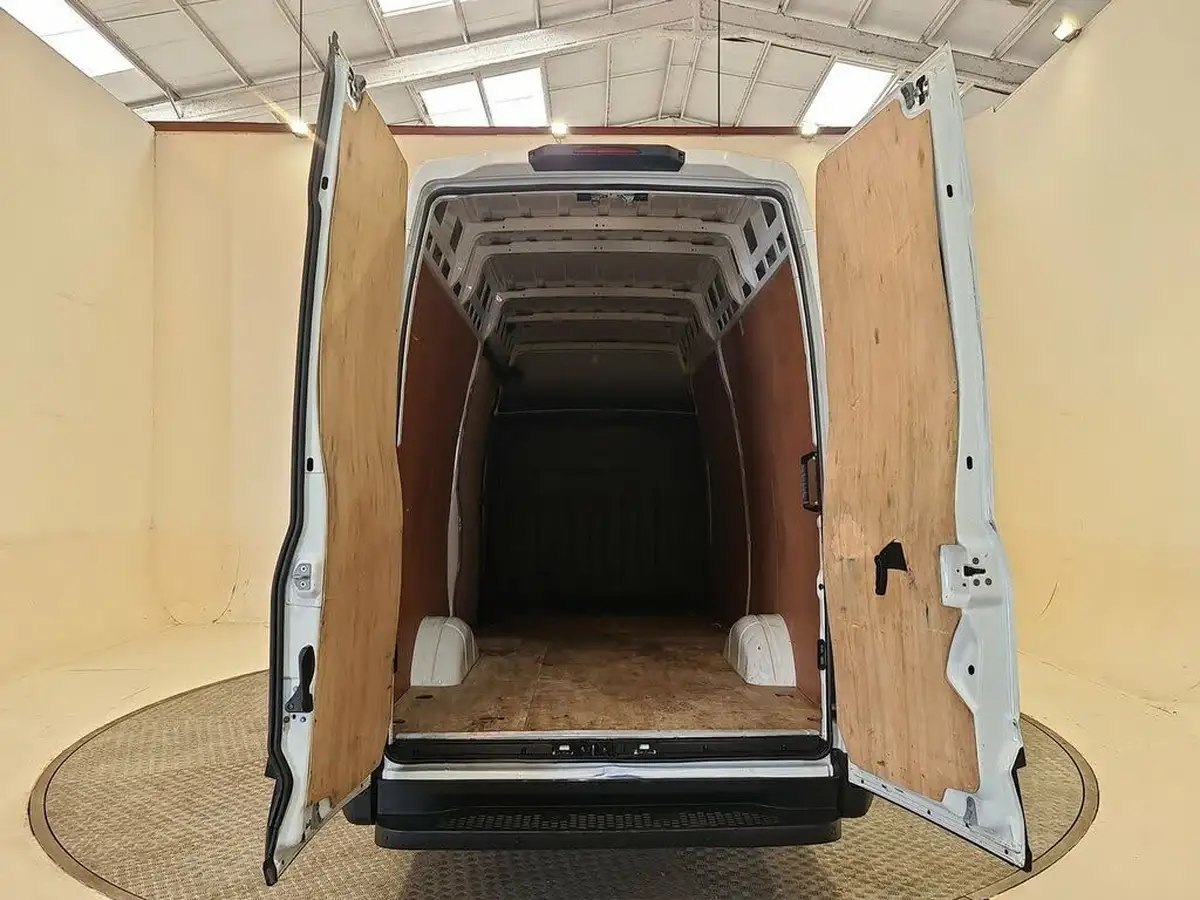 2021-iveco-daily-s-class-23td-35s14v-business-3520mm-h2-136pseu6dt-big-23